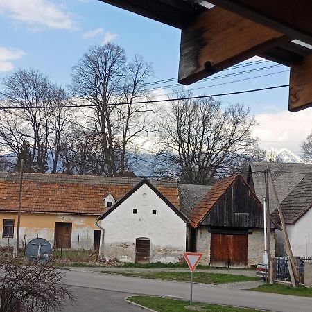 Romantická chalupa pod Vysokými Tatrami Liptovský Hrádok Exterior foto