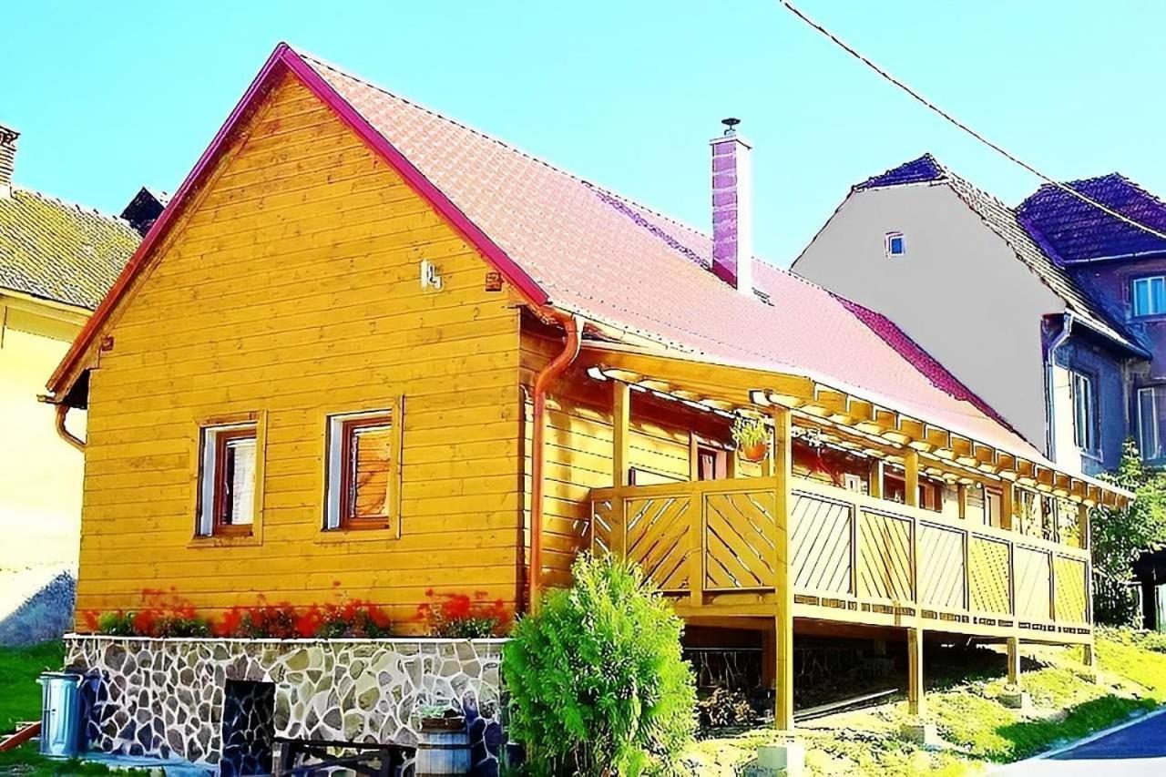 Romantická chalupa pod Vysokými Tatrami Liptovský Hrádok Exterior foto